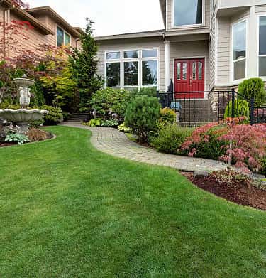 Landscaped townhouse frontage